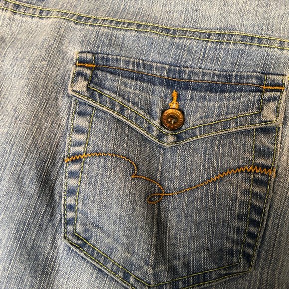 Bandolino Jeans 20W Womens Mid Rise Bootcut Light Wash Button Flap Pockets Stain - Picture 11 of 16